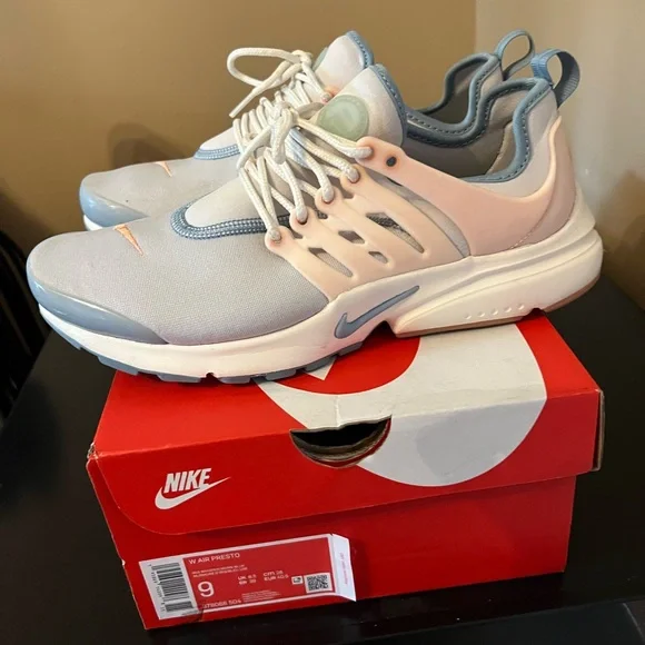 Nike Air Presto Women’s - Picture 3 of 7